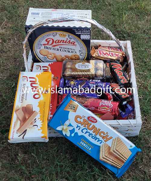 Chocolate & Biscuits Basket
